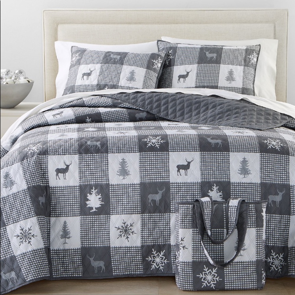 Martha Stewart Collection Grey Plaid
Full/Queen 4-Piece Quilt Bag Set
